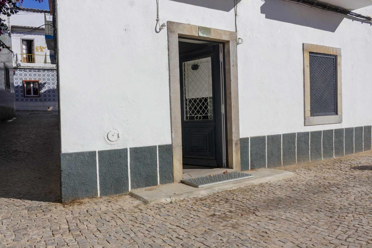 Apartamento Almirante T1 By Yha Tavira Buitenkant foto